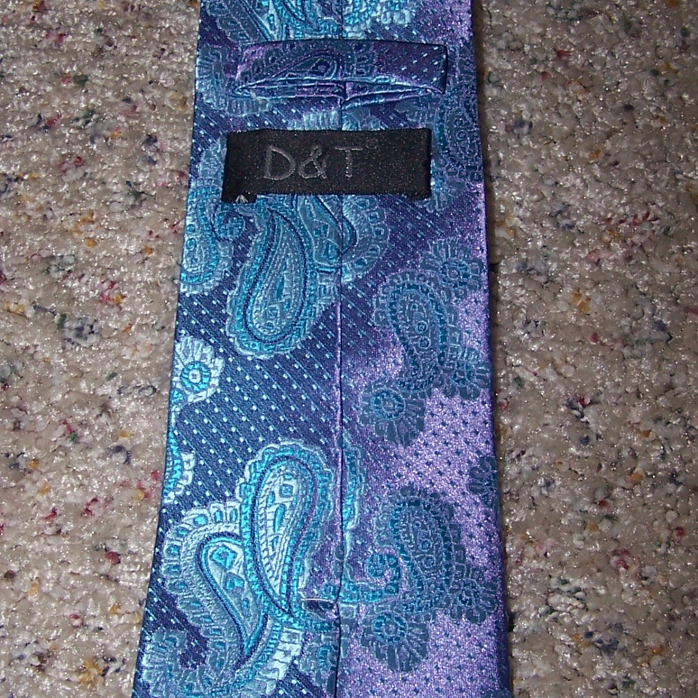 VTG 100% SILK TIE PAISLEY PURPLE  BLUE HANDMADE